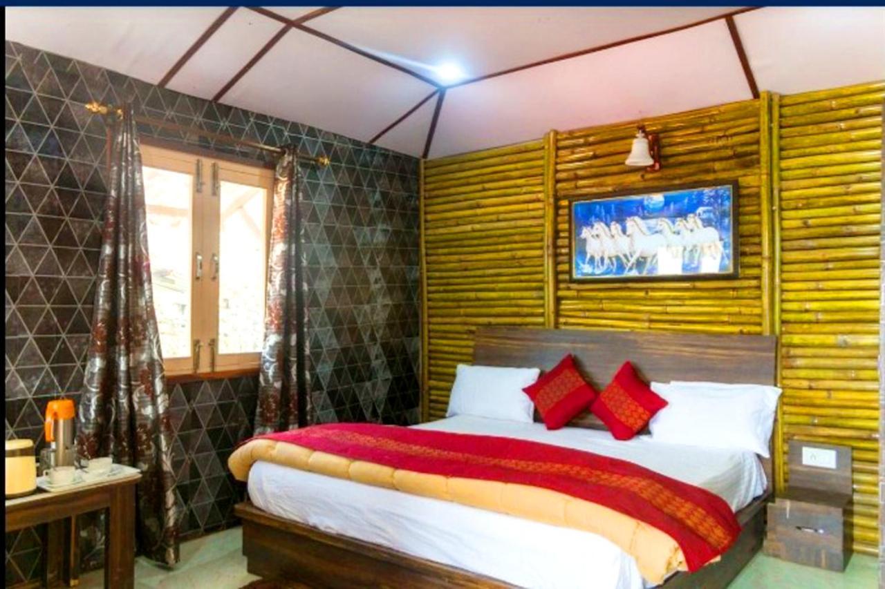 Glamwood Resort Dhanaulti, Ranked 1 In ダノルティ エクステリア 写真