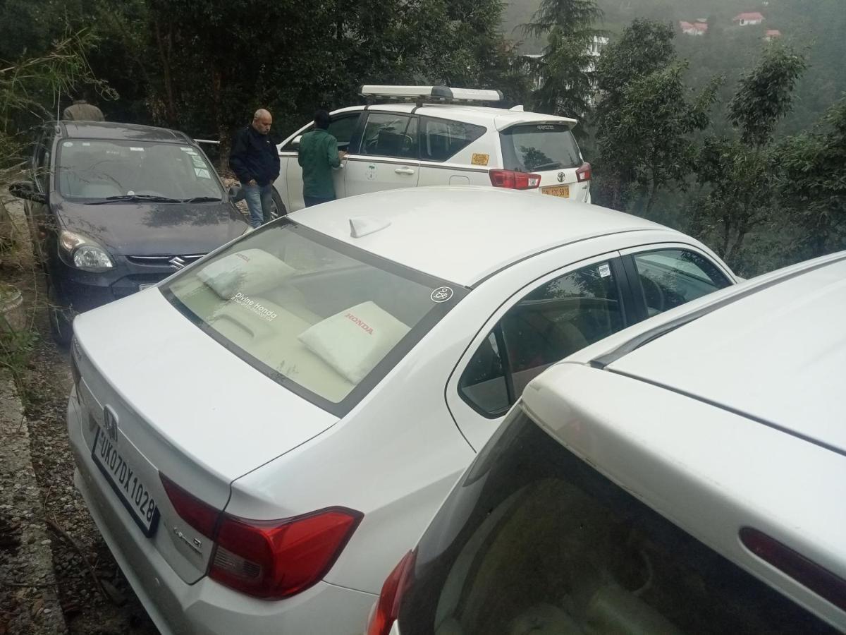 Glamwood Resort Dhanaulti, Ranked 1 In ダノルティ エクステリア 写真